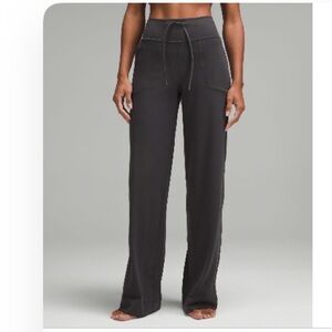 NWT Lululemon Throwback Still pants Graphite Grey 6